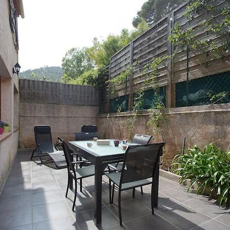 Appartement En Rez De Jardin Et Terrasse Ds Villa Hyères Exterior foto